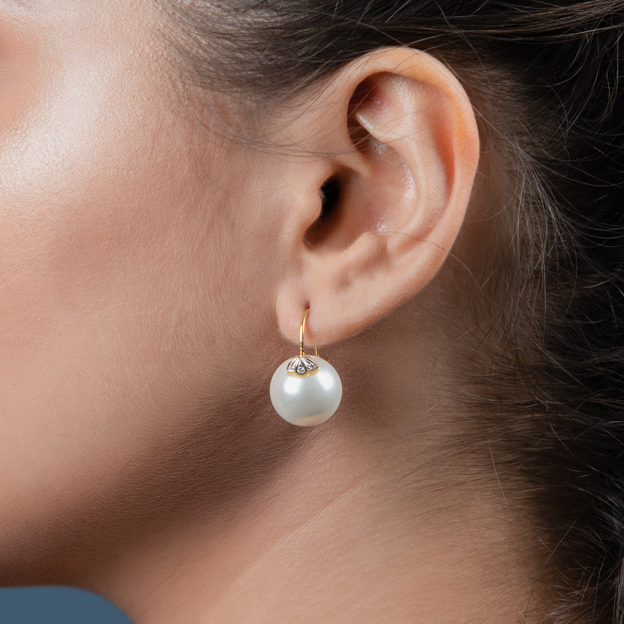 The classic 3 petal diamond and pearl earrings