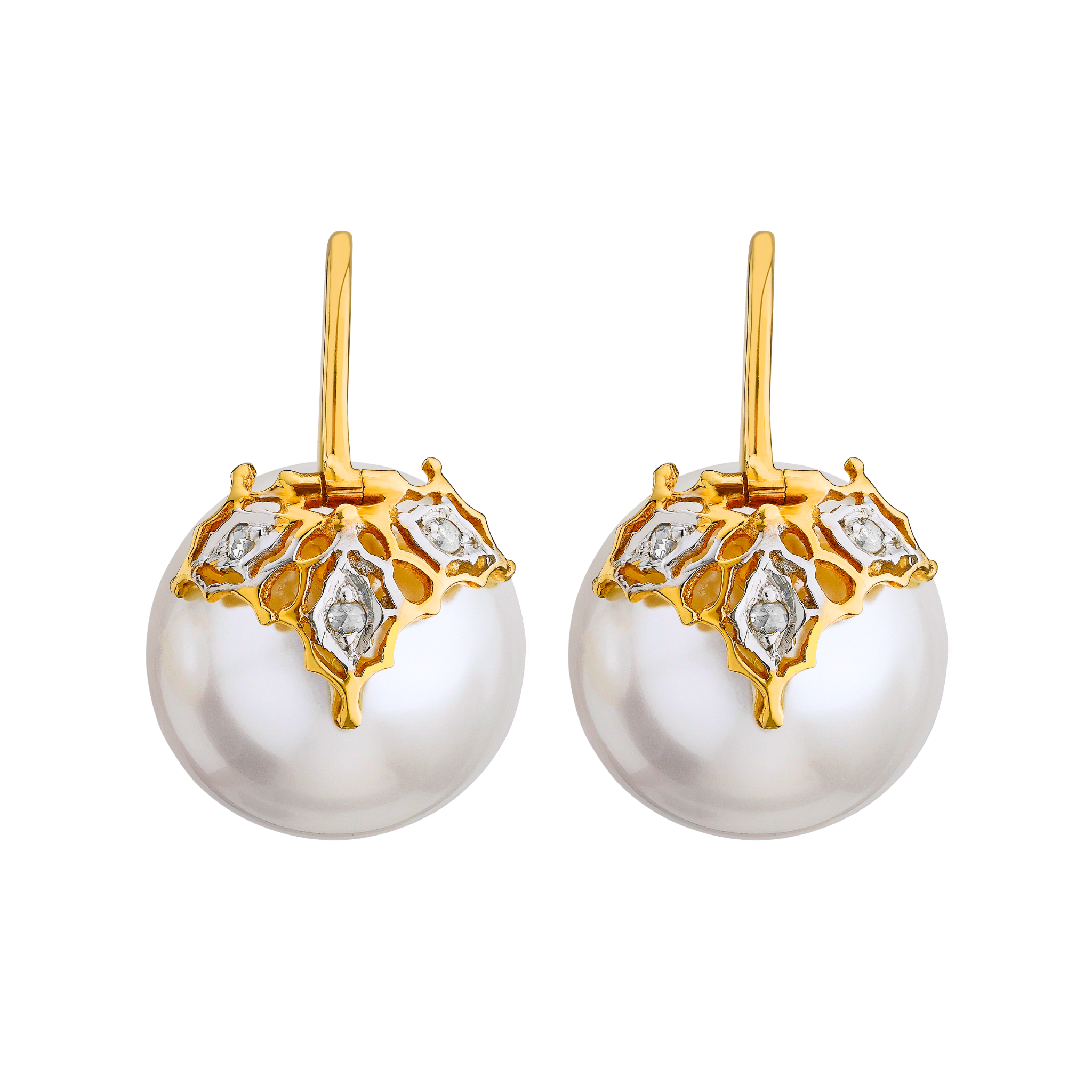 The filigree diamond and pearl earrings