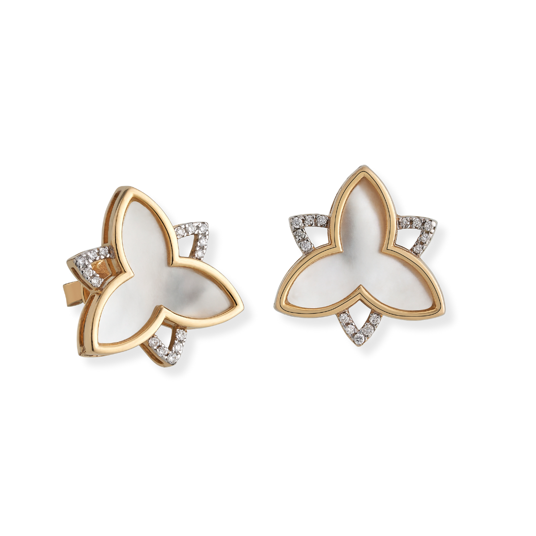 The classic white large trillium earrings with diamonds