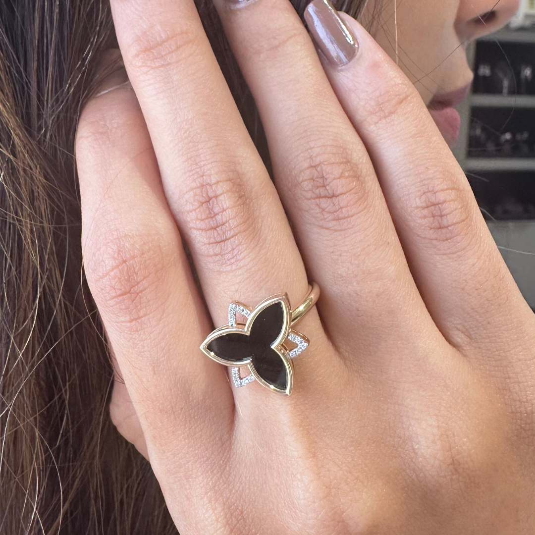 The classic black large trillium ring with diamonds