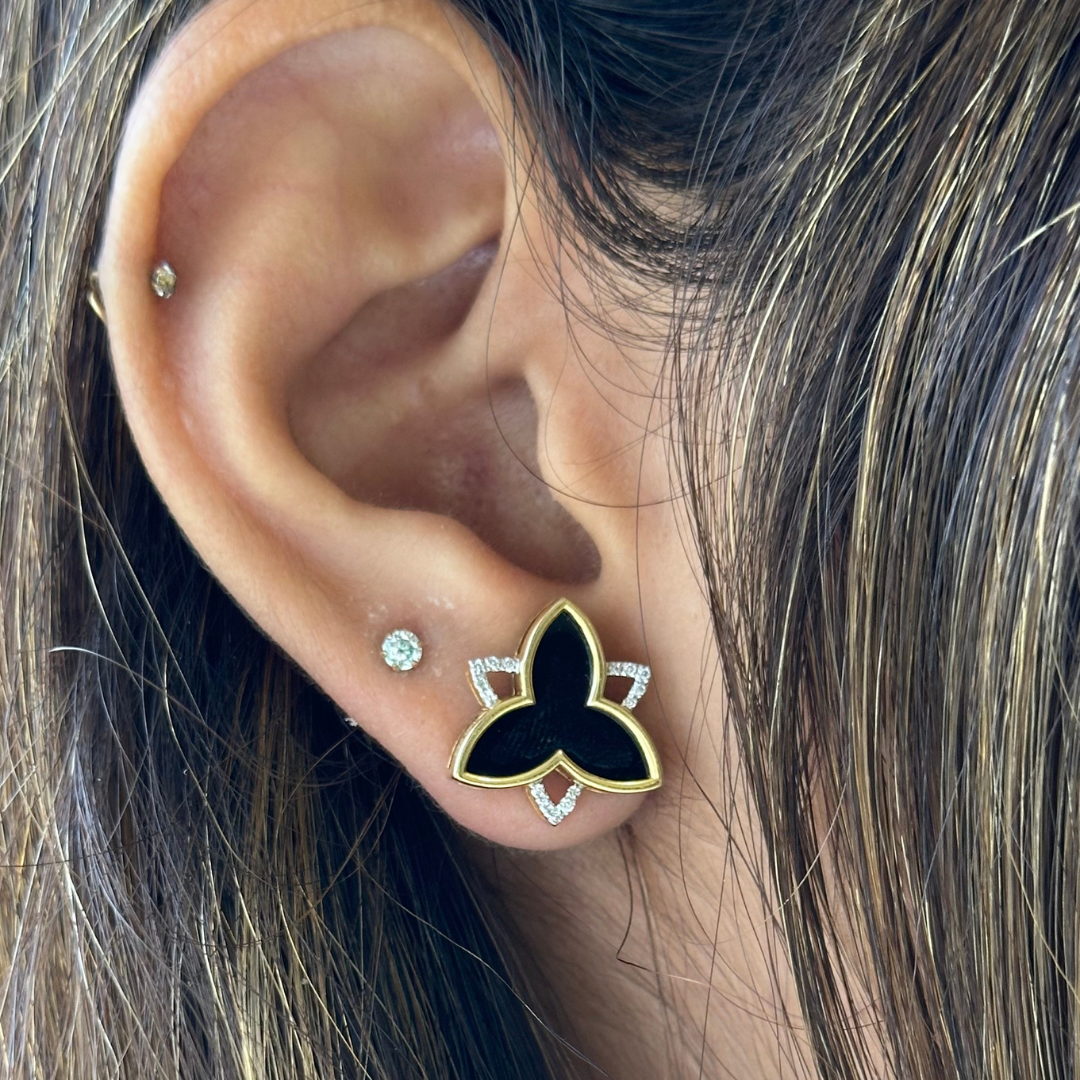 The classic black large trillium earrings with diamonds